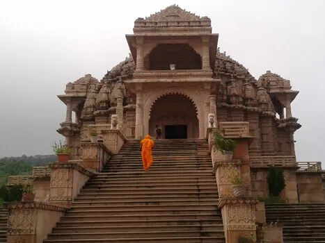 Shri Shantinath Jain Temple